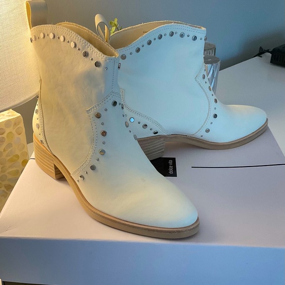 Dolce Vita Shoes - NWT’s DOLCE VITA SIZE 6 off white with silver studs are beauties!